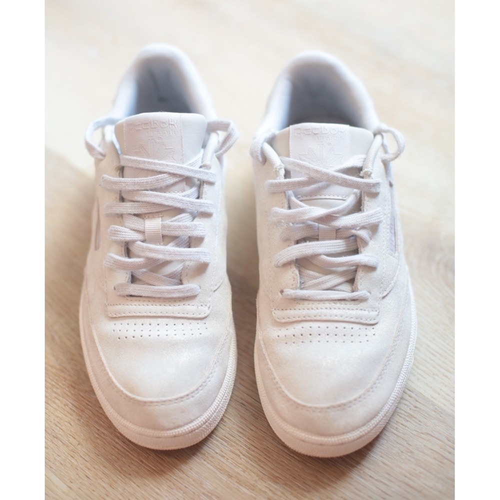 Reebok Club C 85 Chalk Beige Sneakers Women's Size 8.5 EU 39 Vintage Style